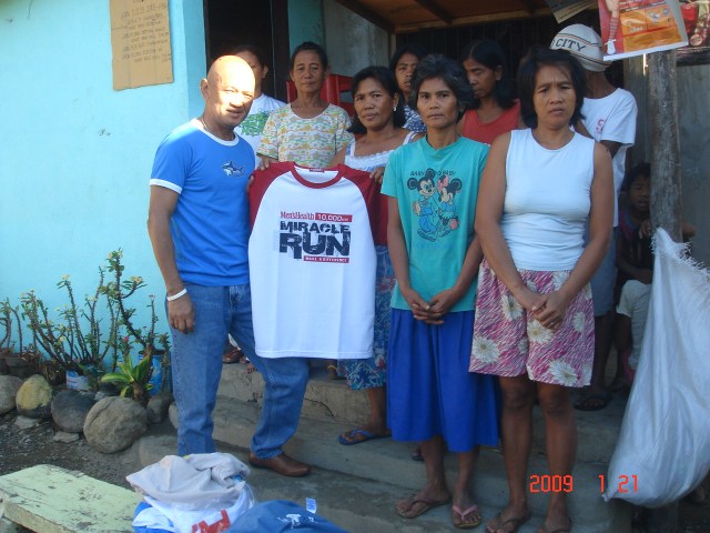 Finisher's T-Shirt From Runner-Bloggers