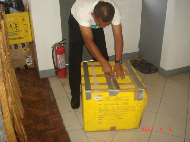 Balikbayan Box From Ben Gaetos