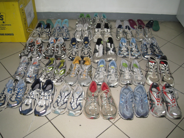 ASICS-18; Brooks-4; New Balance-2; Saucony-1; Nike-1