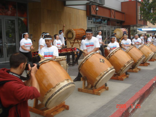 Big Drums on the 1st Mile