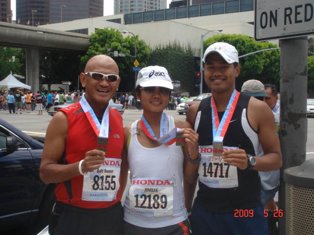 "Team Bald Runner-Los Angeles Group" Members With Their Finisher's Medal