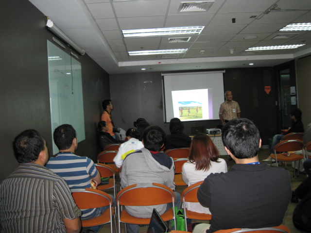 Bald Runner & HP Philippine Runners