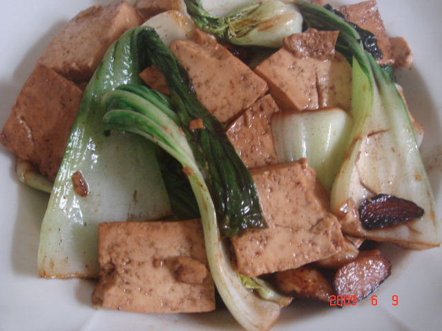 Tofu With Bochoy (Pechay)