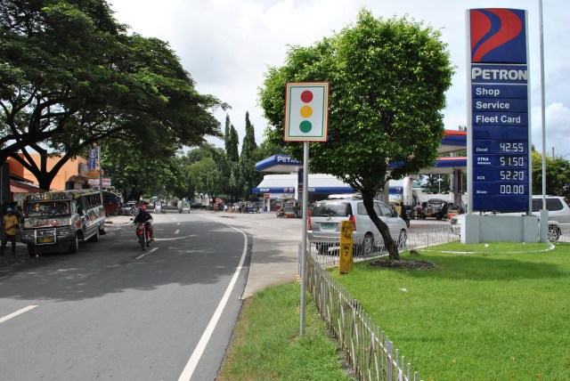 Starting Point @ Petron Gas Station In Naic, Cavite