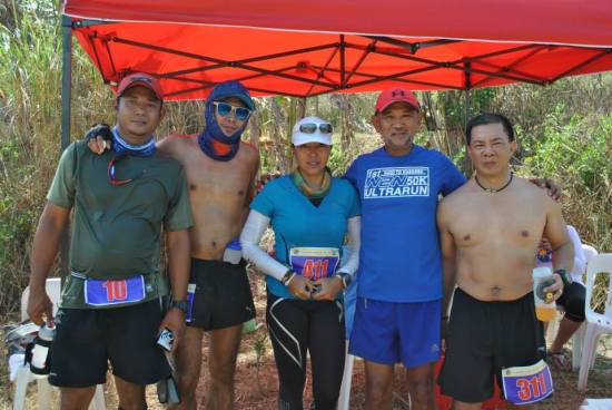 Runners @ The Turn-Around Point (Km #25)