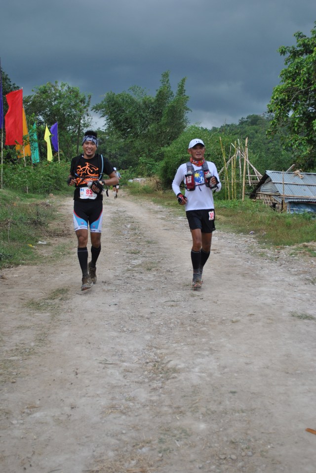 Hand-held Hydration Bottles (2013 CM50)
